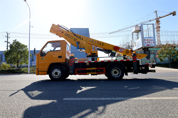 江鈴17.5米藍牌直臂高空車